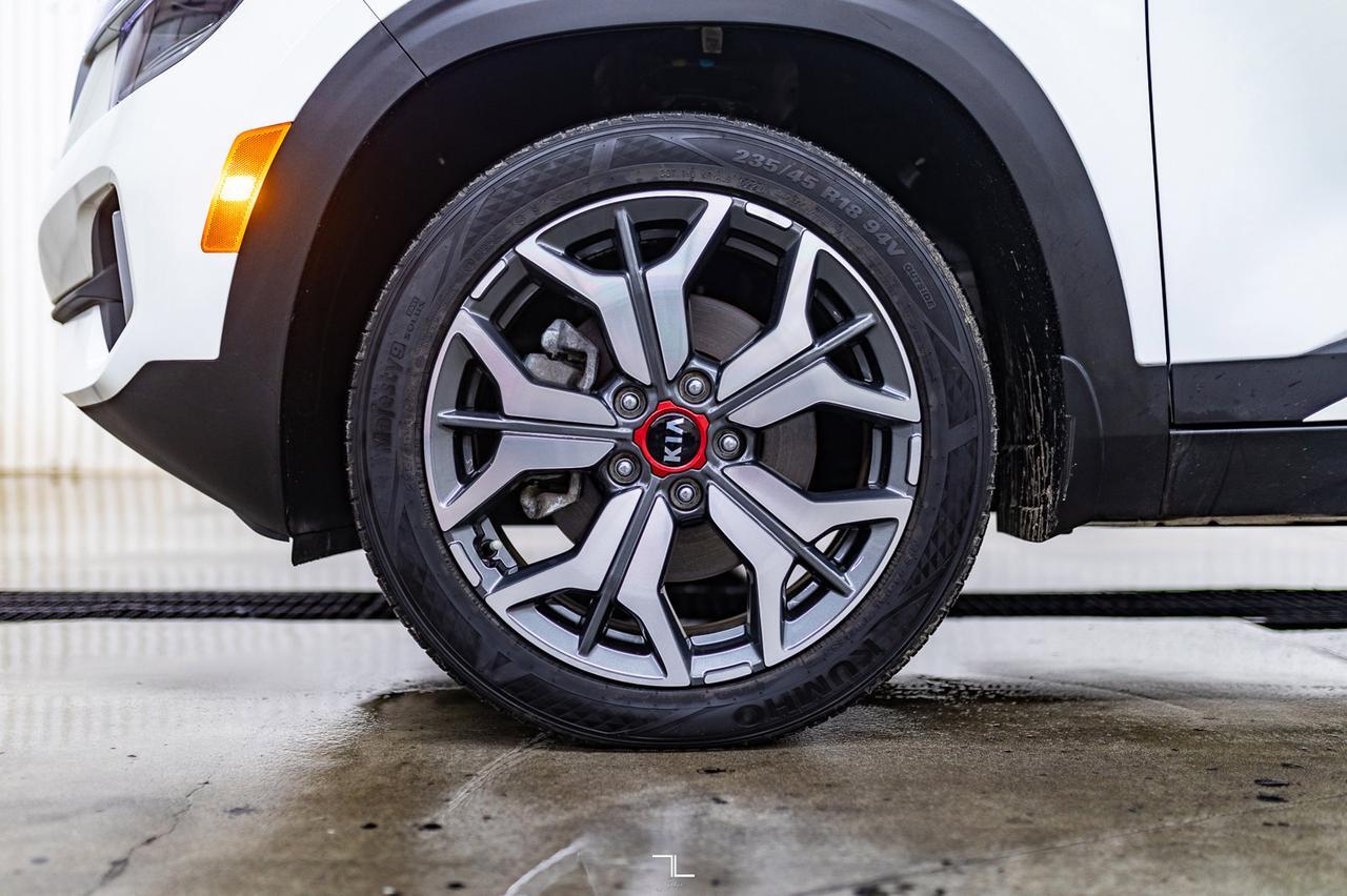 2021 Kia Seltos AWD SX Turbo Leather Roof Nav BCam Red Deer AB