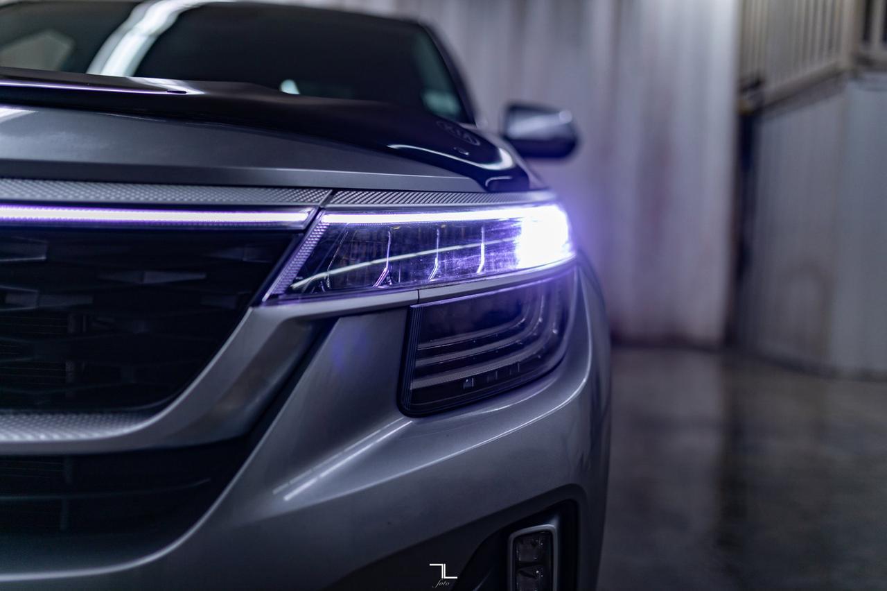 2021 Kia Seltos AWD SX Turbo Leather Roof Nav BCam Red Deer AB