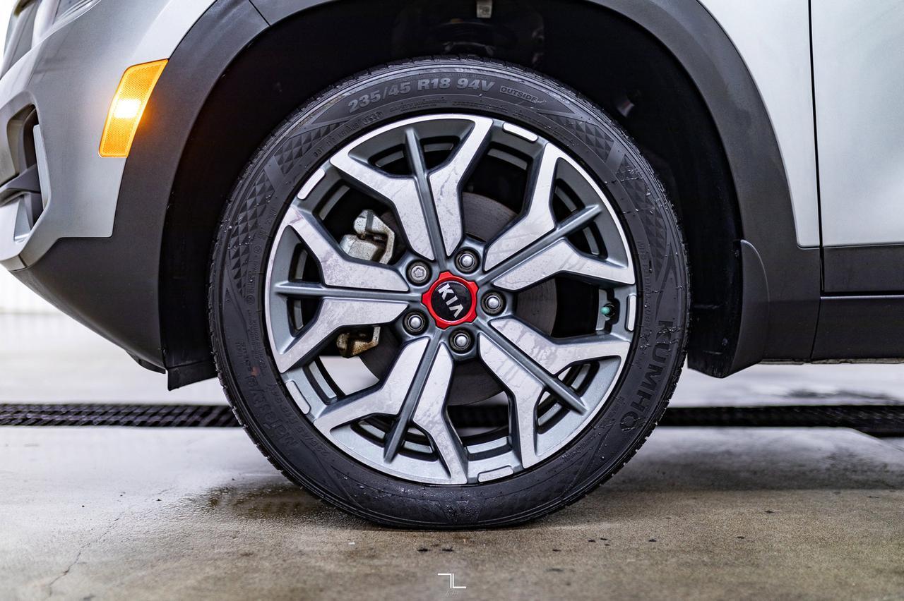 2021 Kia Seltos AWD SX Turbo Leather Roof Nav BCam Red Deer AB