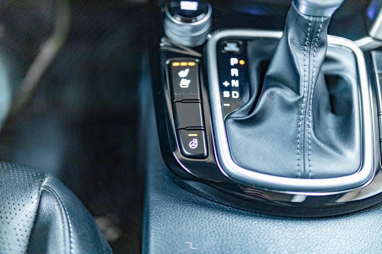 2021 Kia Seltos AWD SX Turbo Leather Roof Nav BCam Red Deer AB