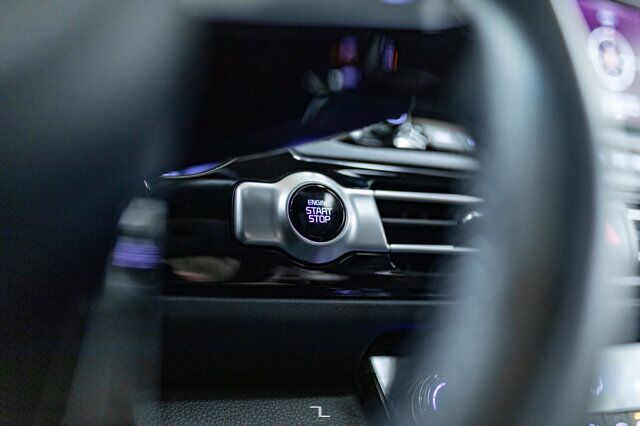 2021 Kia Seltos AWD SX Turbo Leather Roof Nav BCam Red Deer AB