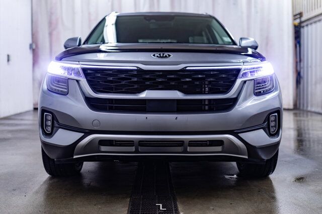 2021 Kia Seltos AWD SX Turbo Leather Roof Nav BCam Red Deer AB