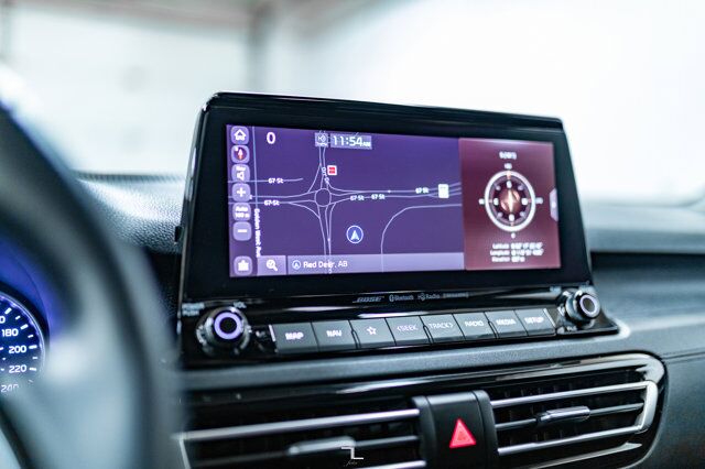 2021 Kia Seltos AWD SX Turbo Leather Roof Nav BCam Red Deer AB