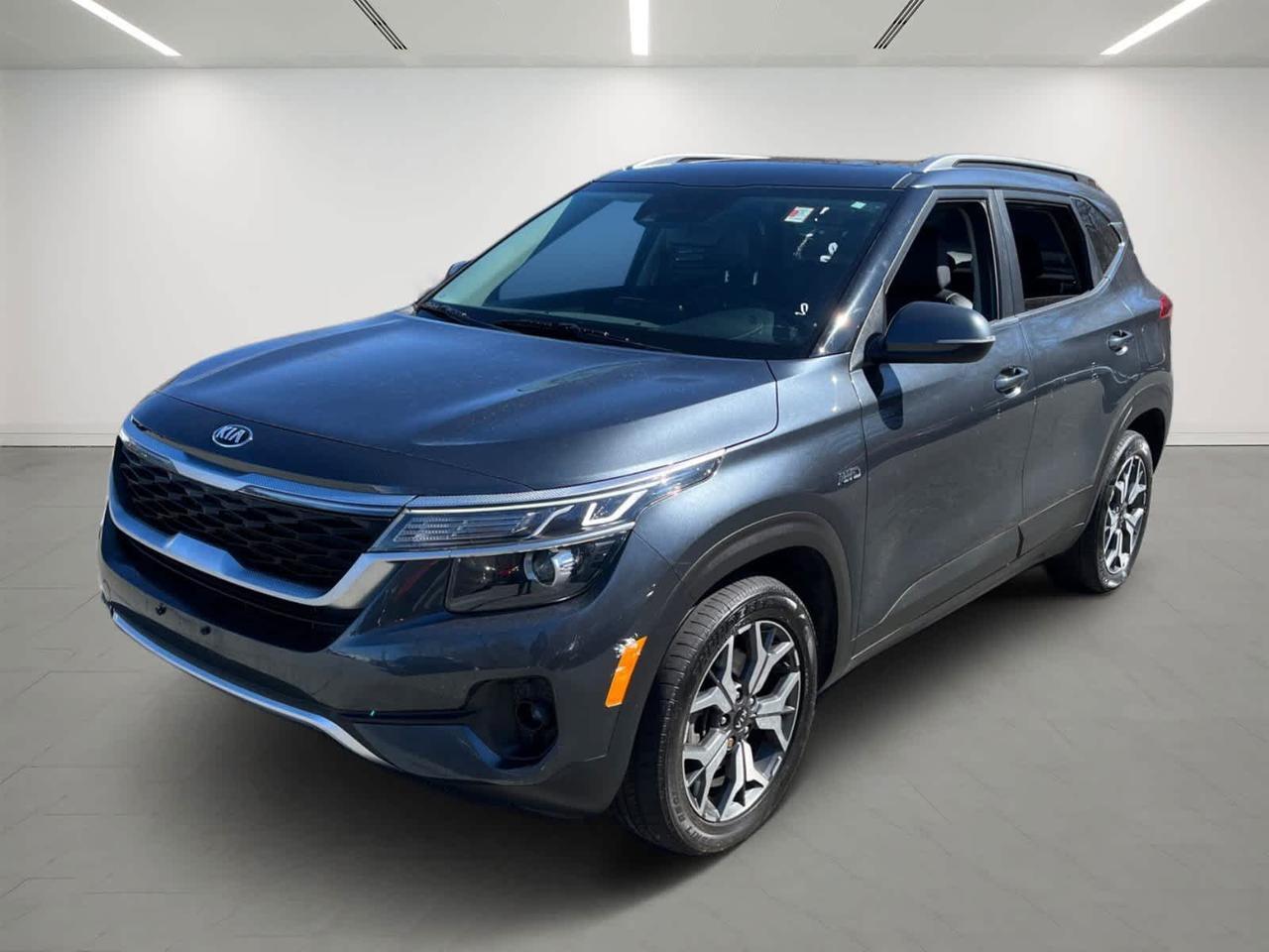 Used 2021 Kia Seltos EX in Dartmouth MA