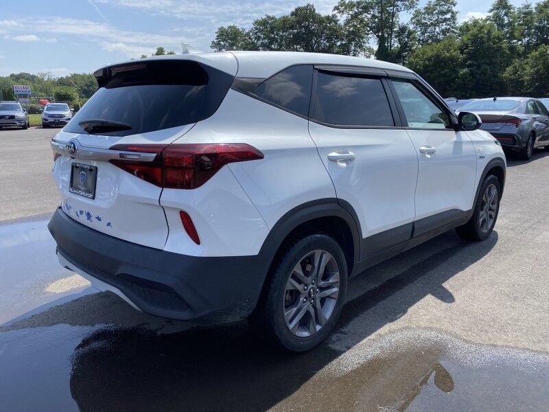 2021 Kia Seltos LX Bristol  PA