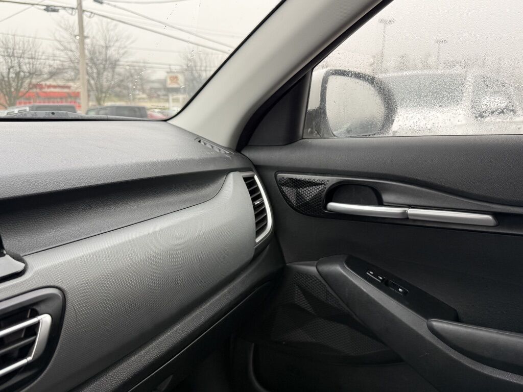 2021 Kia Seltos LX Crestwood KY