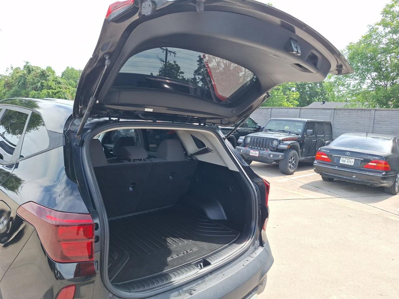 2021 Kia Seltos LX Hurst TX