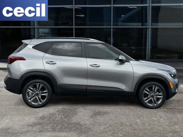 2021 Kia Seltos S  TX