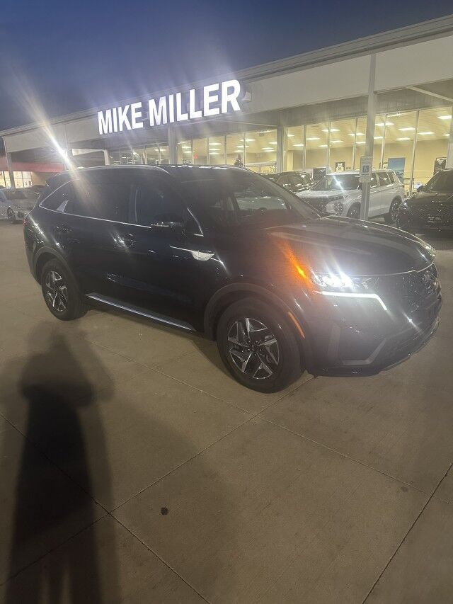Vehicle details 2021 Kia Sorento Hybrid at Mike Miller Kia Peoria Mike Miller Auto Park