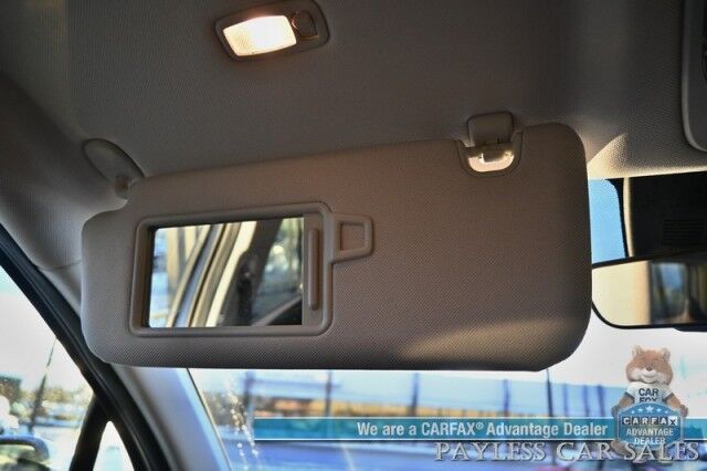 2021 Kia Sorento LX / AWD / Cloth Seats / Lane Departure & Collision Alert / Apple CarPlay & Android Auto / 3rd Row / Seats 7 / Back Up Camera / Cruise Control / USB Jacks / Alloy Wheels / Tow Pkg / 1-Owner Anchorage AK