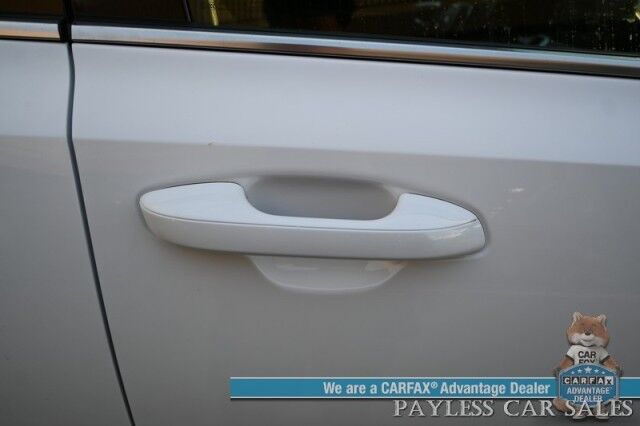 2021 Kia Sorento LX / AWD / Premium Cloth Seats / Lane Departure & Collision Alert / Apple CarPlay & Android Auto / Back Up Camera / Cruise Control / USB Jacks / 3rd Row / Seats 7 / Keyless Entry / Aluminum Wheels / Tow Pkg / 25 MPG / 1-Owner Anchorage AK 2021 Kia Sorento LX / AWD / Premium Cloth Seats / Lane Departure & Collision Alert / Apple CarPlay & Android Auto / Back Up Camera / Cruise Control / USB Jacks / 3rd Row / Seats 7 / Keyless Entry / Aluminum Wheels / Tow Pkg / 25 MPG / 1-Owner Anchorage AK