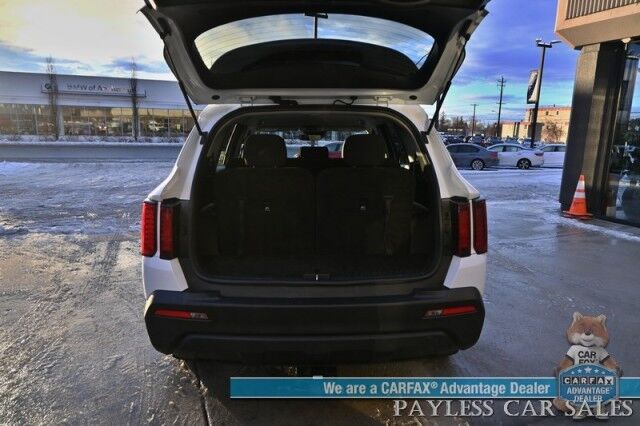 2021 Kia Sorento LX / AWD / Premium Cloth Seats / Lane Departure & Collision Alert / Apple CarPlay & Android Auto / Back Up Camera / Cruise Control / USB Jacks / 3rd Row / Seats 7 / Keyless Entry / Aluminum Wheels / Tow Pkg / 25 MPG / 1-Owner Anchorage AK 2021 Kia Sorento LX / AWD / Premium Cloth Seats / Lane Departure & Collision Alert / Apple CarPlay & Android Auto / Back Up Camera / Cruise Control / USB Jacks / 3rd Row / Seats 7 / Keyless Entry / Aluminum Wheels / Tow Pkg / 25 MPG / 1-Owner Anchorage AK