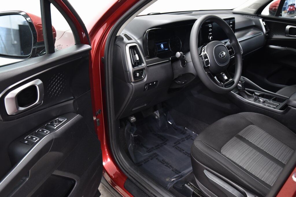 2021 Kia Sorento LX Akron
