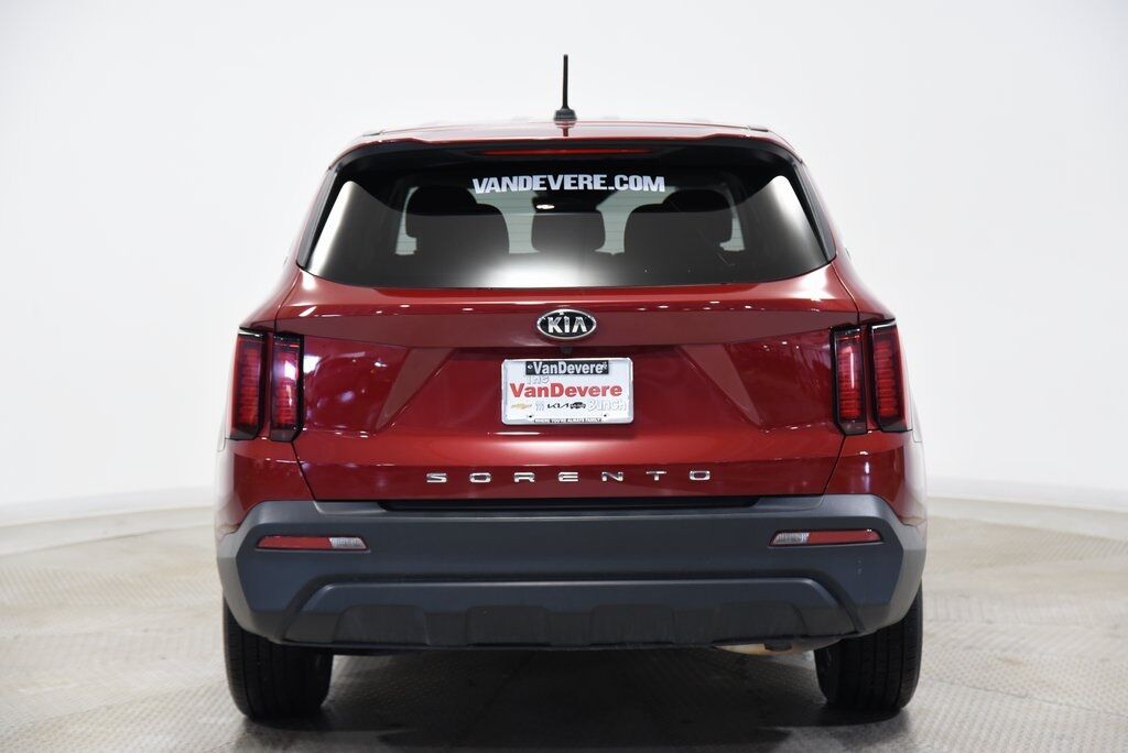 2021 Kia Sorento LX Akron