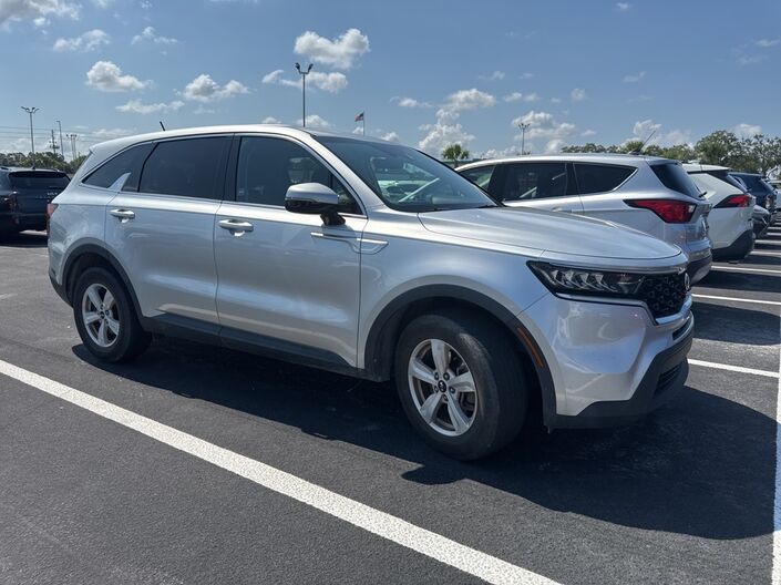 2021 Kia Sorento LX Oshkosh WI