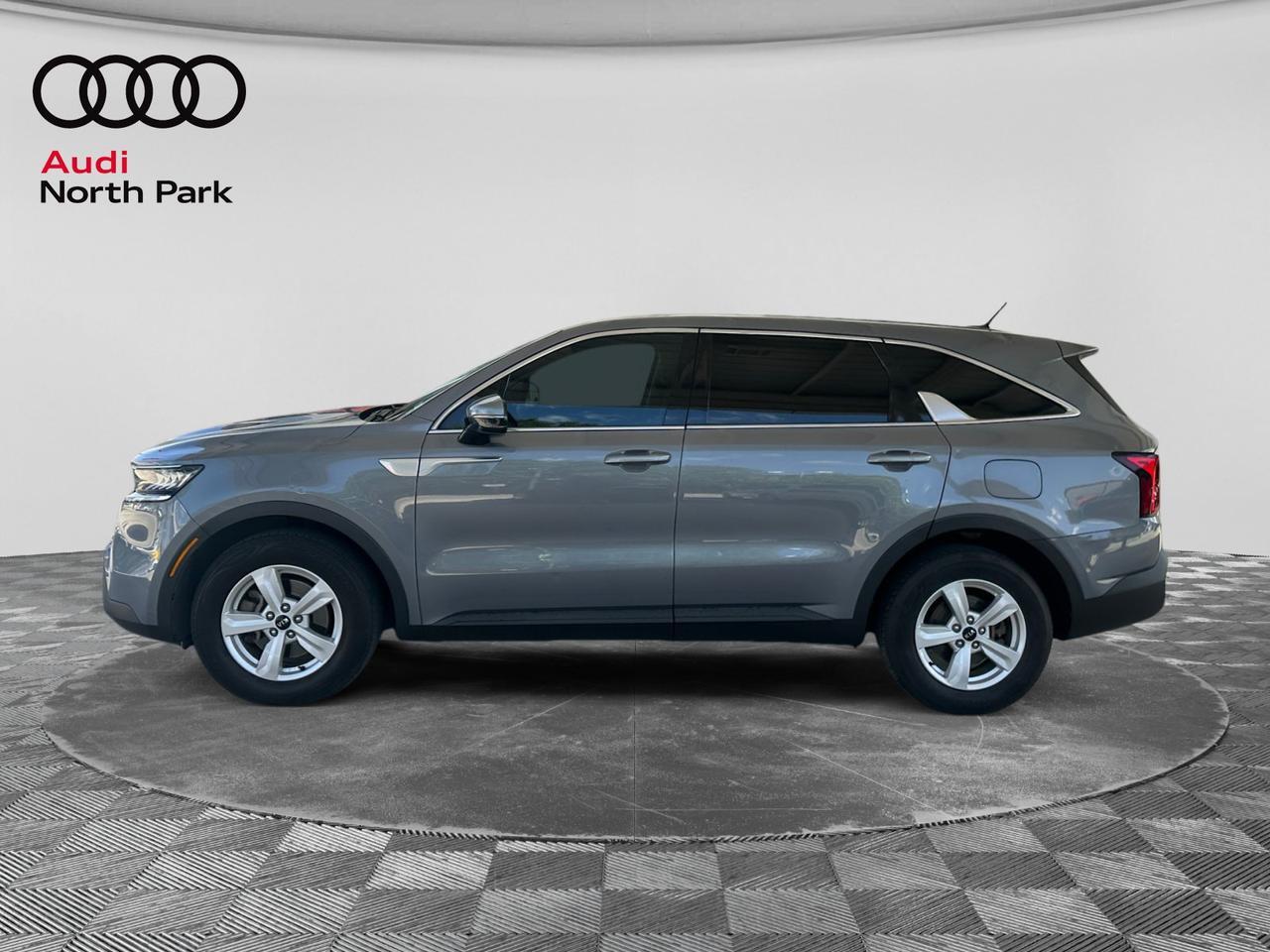 2021 Kia Sorento LX