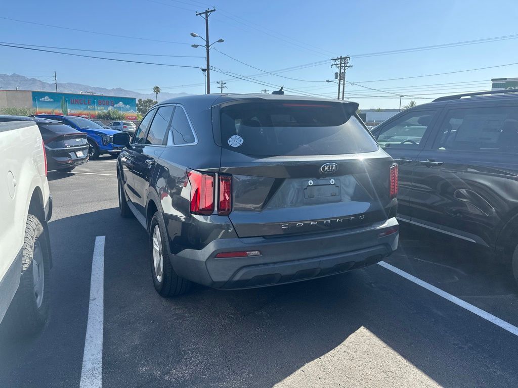 2021 Kia Sorento LX