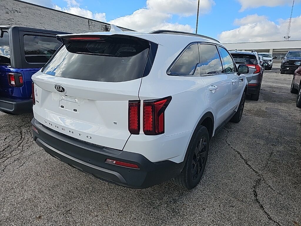 2021 Kia Sorento S Akron