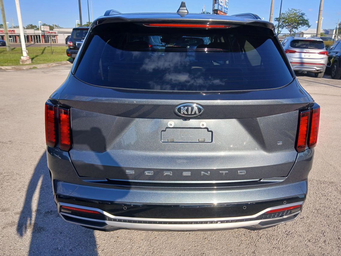 2021 Kia Sorento S Sport Utility 4D