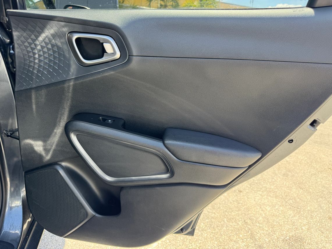 2021 Kia Soul S Wagon 4D
