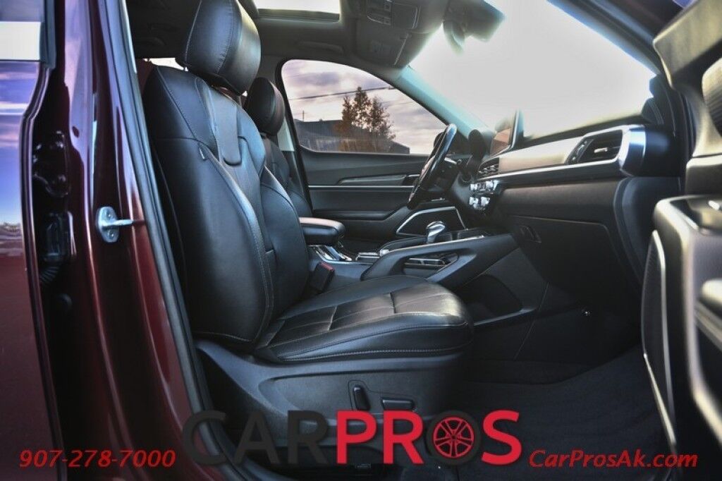 2021 Kia Telluride SX - 3.8L V6 - Prestige Pkg - Heated & Cooled Leather Seats - Remote Start - Harman Kardon Premium Sound - Navigation - 360 Backup Camera - Blind Spot Monitor - Dual Sunroof - 2nd Row Captains Chairs - Seats 7 - Tow Pkg - Low Miles Anchorage AK