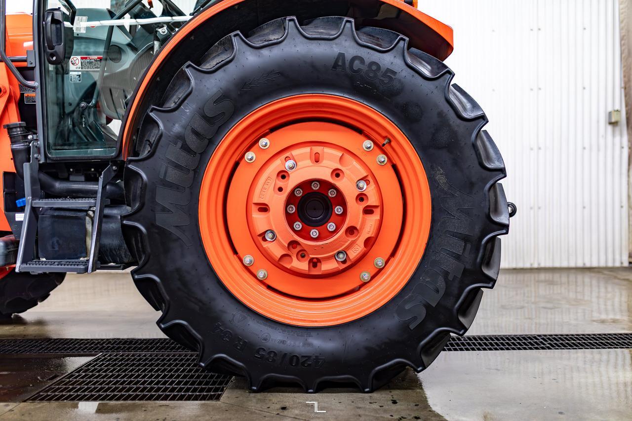 2021 Kubota M5-111 KVT MFWD Tractor Loader Bucket Diesel Red Deer AB