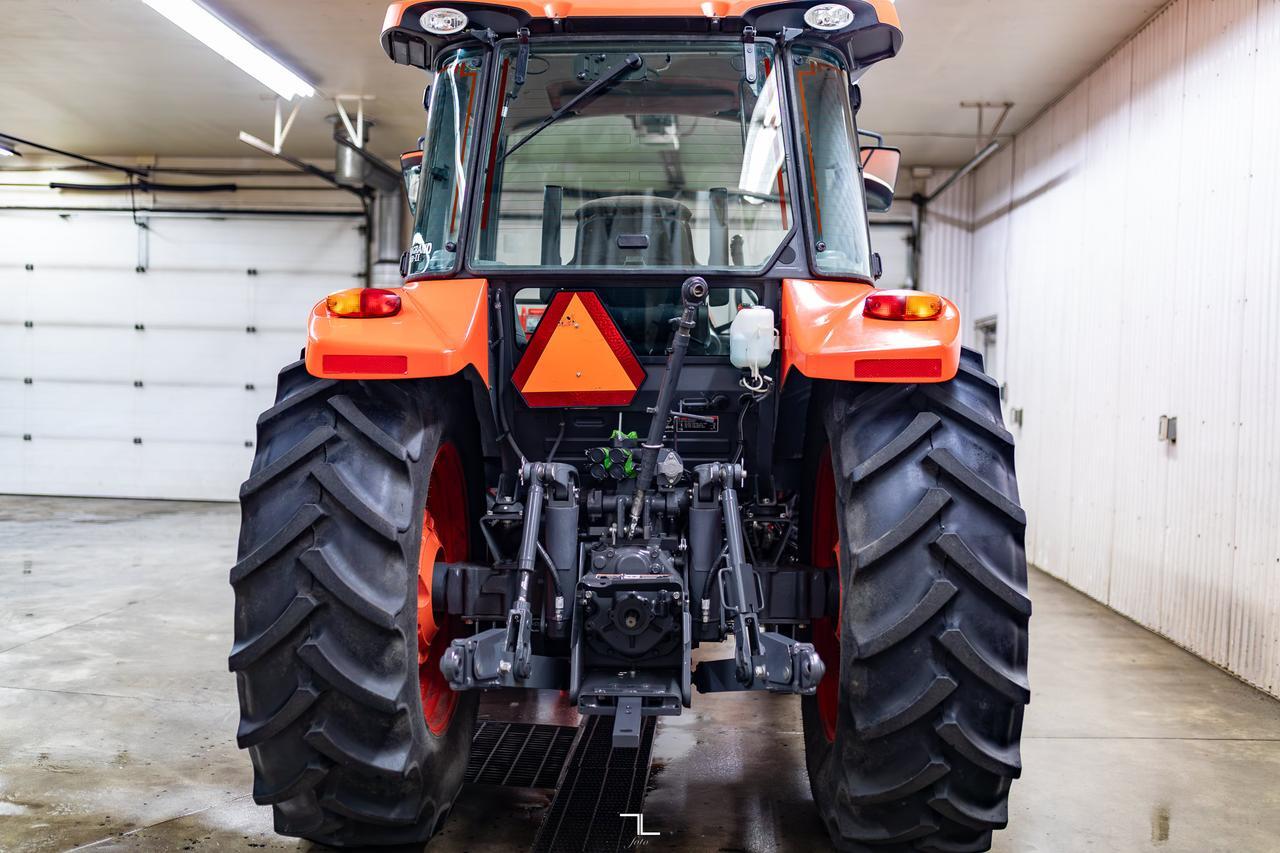 2021 Kubota M5-111 KVT MFWD Tractor Loader Bucket Diesel Red Deer AB
