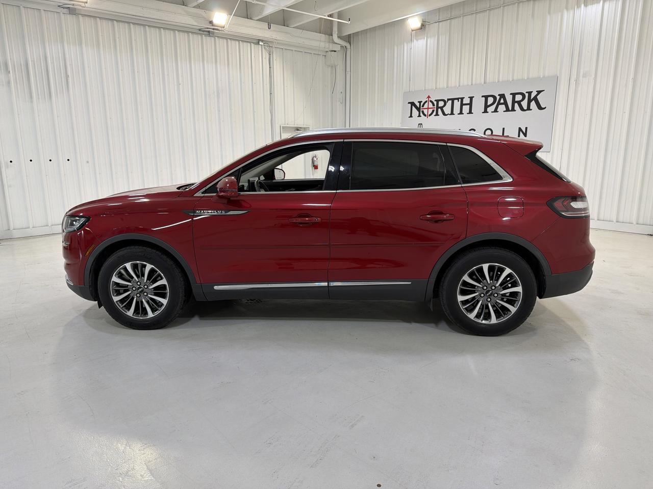 2021 LINCOLN Nautilus Standard