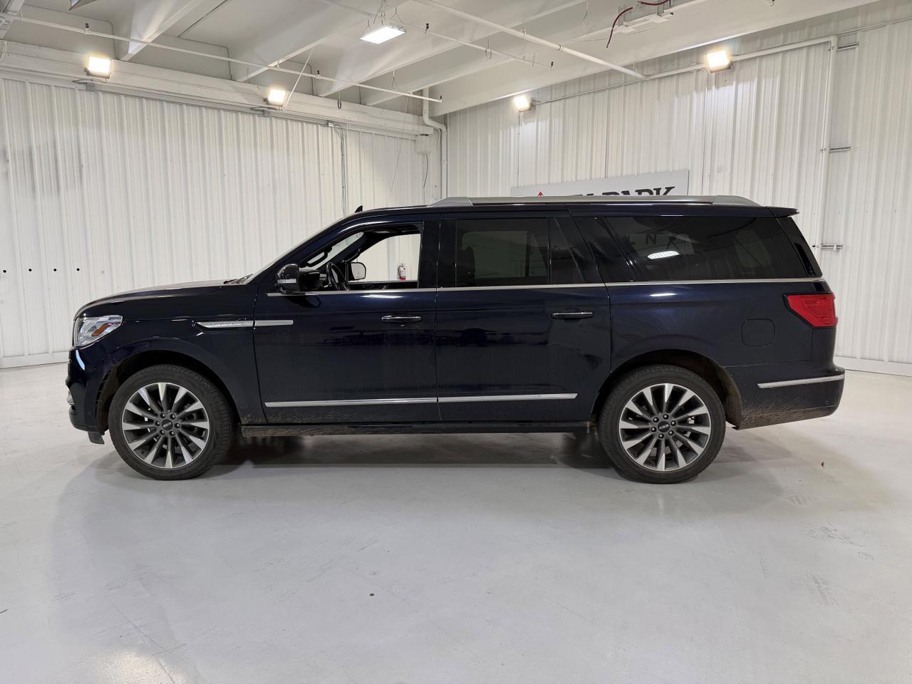 2021 LINCOLN Navigator L Reserve