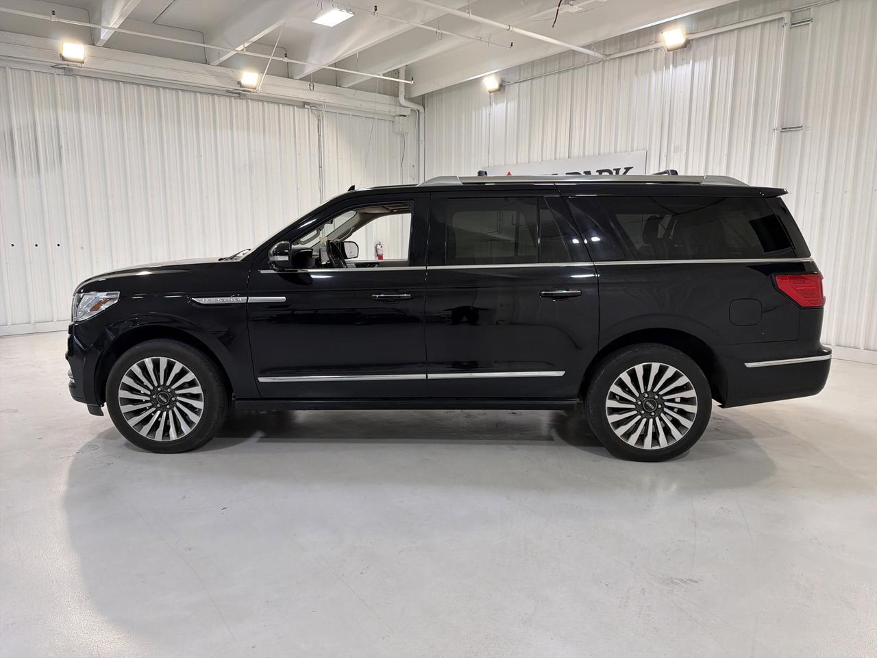 2021 LINCOLN Navigator L Reserve