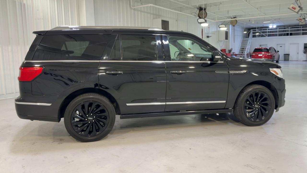 2021 LINCOLN Navigator Reserve