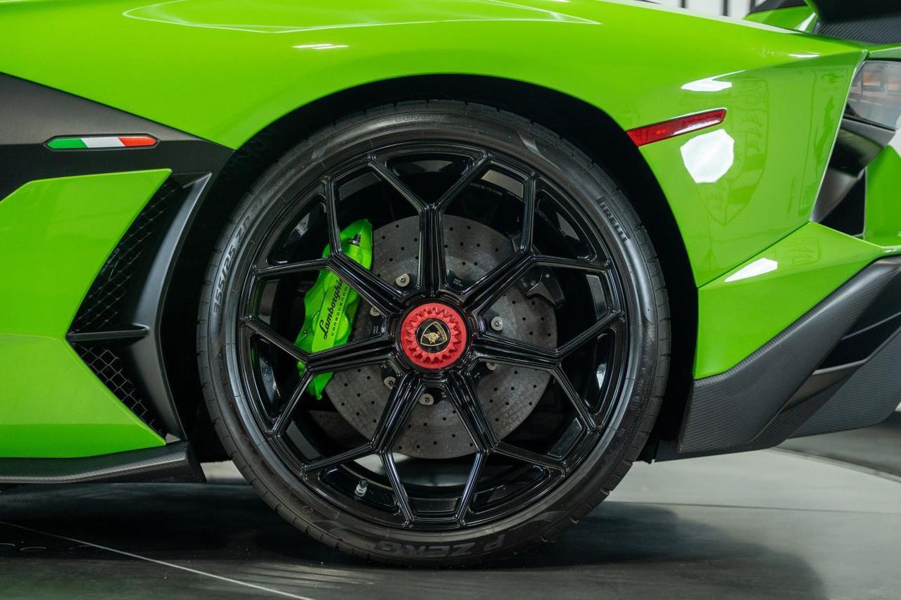 2021 Lamborghini Aventador SVJ Convertible 2D St. Louis MO