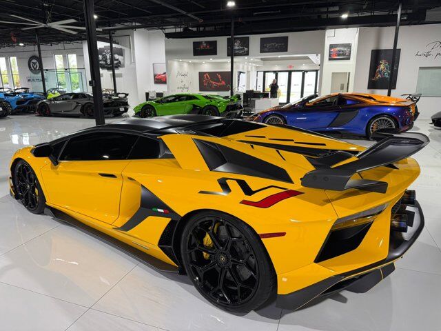 2021 Lamborghini Aventador SVJ Roadster Ad Personam interior, Sensonum audio, carbon galore and more!! Fort Lauderdale FL