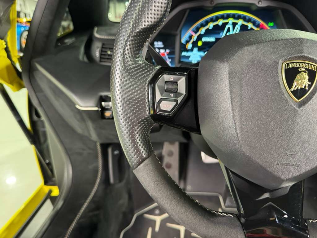 2021 Lamborghini Aventador SVJ Roadster Giallo Tenerife paint, comfort seats, Sensonum Audio system, carbon galore AND MORE!! Fort Lauderdale FL