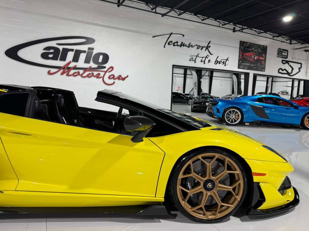 2021 Lamborghini Aventador SVJ Roadster Giallo Tenerife paint, comfort seats, Sensonum Audio system, carbon galore AND MORE!! Fort Lauderdale FL