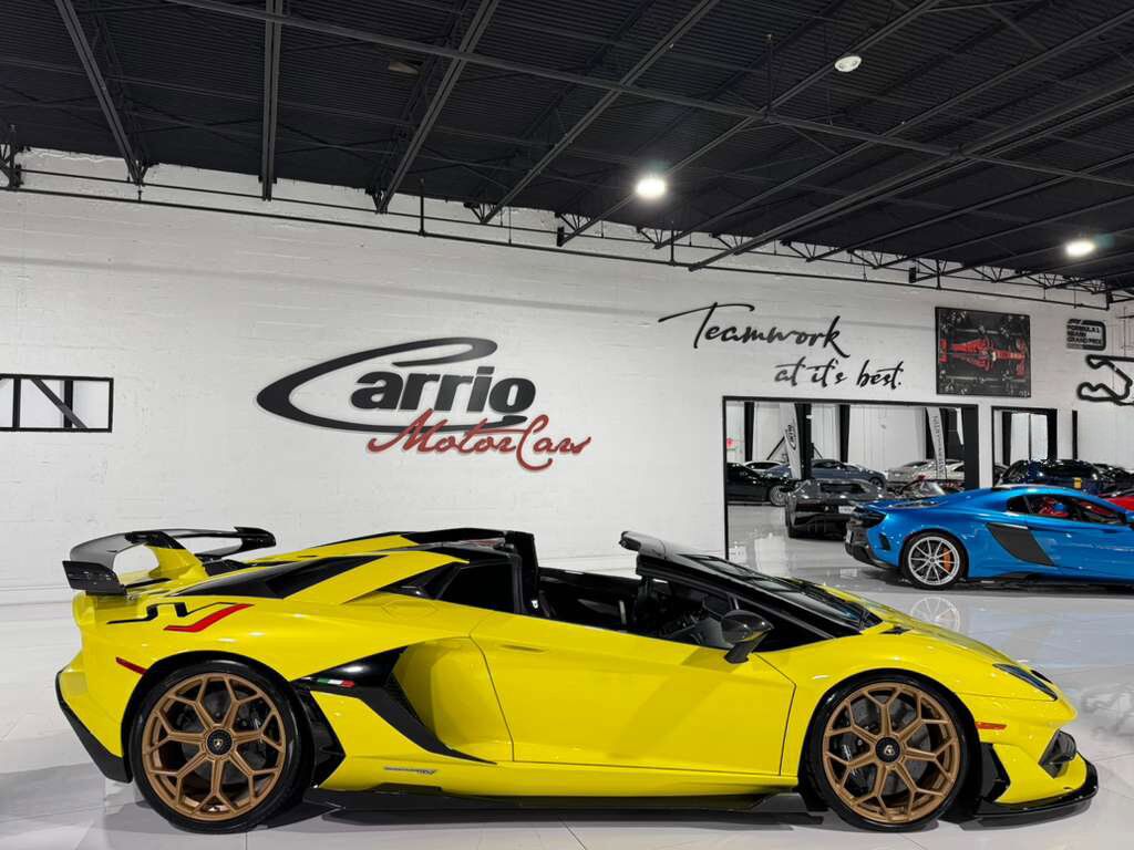2021 Lamborghini Aventador SVJ Roadster Giallo Tenerife paint, comfort seats, Sensonum Audio system, carbon galore AND MORE!! Fort Lauderdale FL