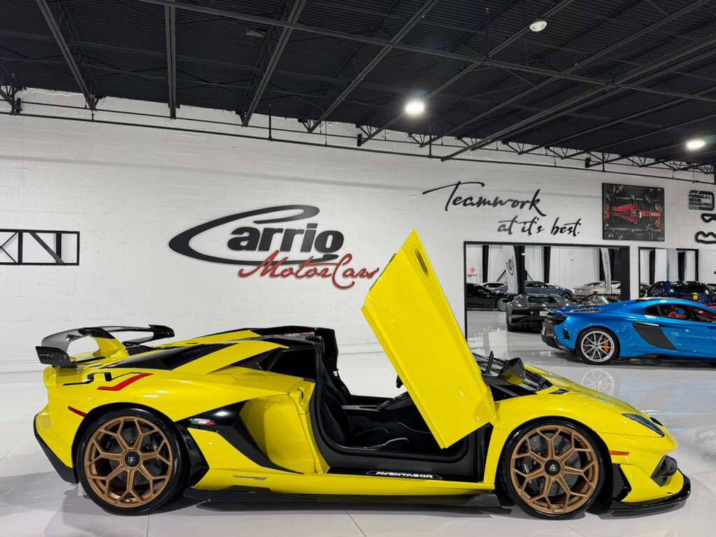 2021 Lamborghini Aventador SVJ Roadster Giallo Tenerife paint, comfort seats, Sensonum Audio system, carbon galore AND MORE!! Fort Lauderdale FL