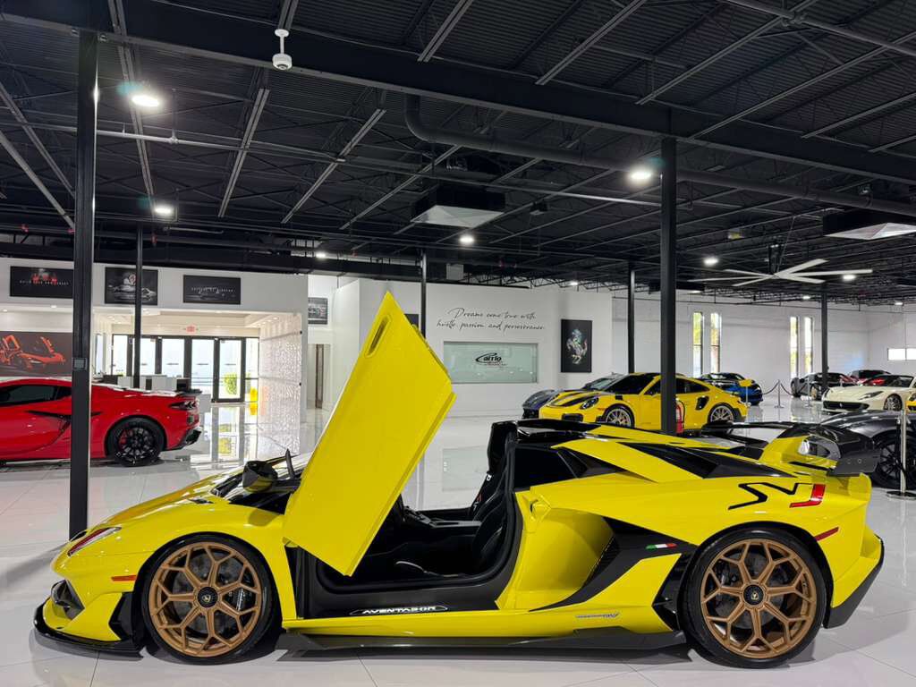 2021 Lamborghini Aventador SVJ Roadster Giallo Tenerife paint, comfort seats, Sensonum Audio system, carbon galore AND MORE!! Fort Lauderdale FL