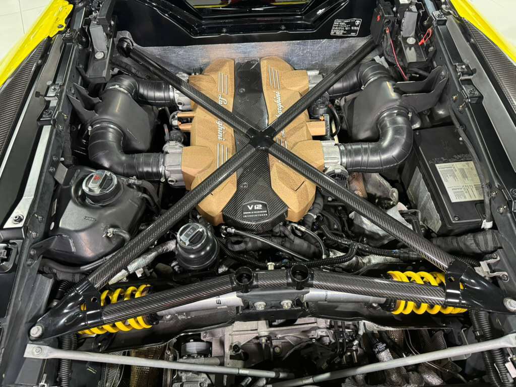 2021 Lamborghini Aventador SVJ Roadster Giallo Tenerife paint, comfort seats, Sensonum Audio system, carbon galore AND MORE!! Fort Lauderdale FL