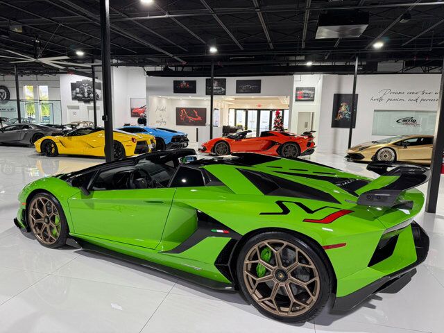 2021 Lamborghini Aventador SVJ Roadster Verde Mantis paint, Ad Personam calipers, Sensonum audio, comfort seats & more!! Fort Lauderdale FL