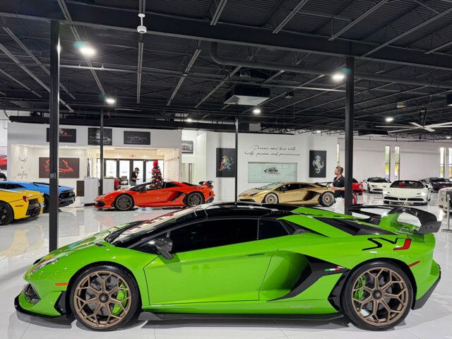 2021 Lamborghini Aventador SVJ Roadster Verde Mantis paint, Ad Personam calipers, Sensonum audio, comfort seats & more!! Fort Lauderdale FL