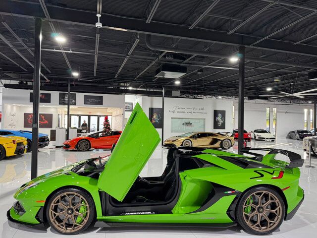2021 Lamborghini Aventador SVJ Roadster Verde Mantis paint, Ad Personam calipers, Sensonum audio, comfort seats & more!! Fort Lauderdale FL