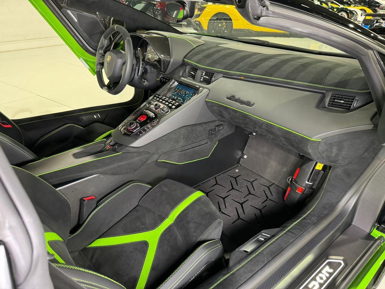 2021 Lamborghini Aventador SVJ Roadster Verde Mantis paint, Ad Personam calipers, Sensonum audio, comfort seats & more!! Fort Lauderdale FL