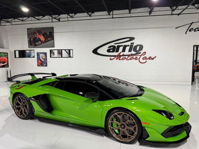 2021 Lamborghini Aventador SVJ Roadster Verde Mantis paint, Ad Personam calipers, Sensonum audio, comfort seats & more!! Fort Lauderdale FL