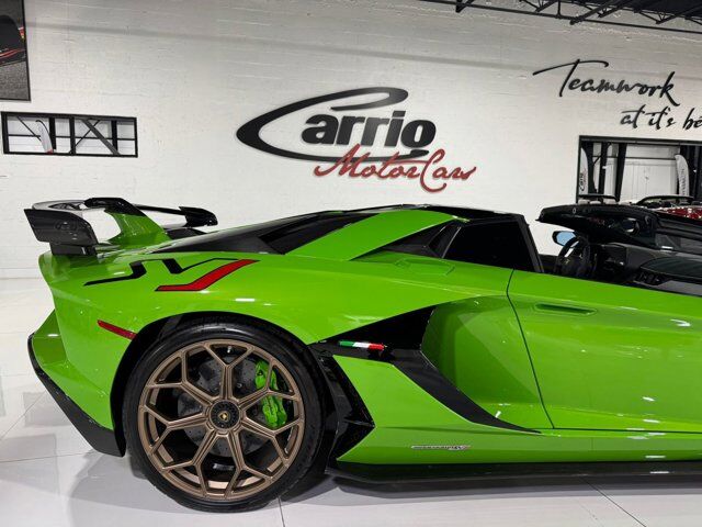 2021 Lamborghini Aventador SVJ Roadster Verde Mantis paint, Ad Personam calipers, Sensonum audio, comfort seats & more!! Fort Lauderdale FL