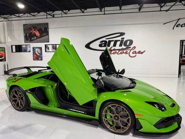 2021 Lamborghini Aventador SVJ Roadster Verde Mantis paint, Ad Personam calipers, Sensonum audio, comfort seats & more!! Fort Lauderdale FL