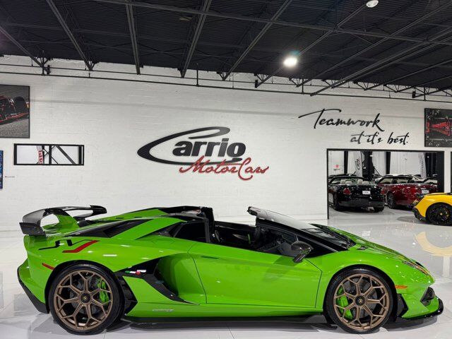 2021 Lamborghini Aventador SVJ Roadster Verde Mantis paint, Ad Personam calipers, Sensonum audio, comfort seats & more!! Fort Lauderdale FL