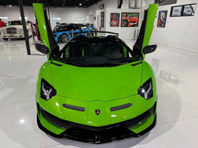 2021 Lamborghini Aventador SVJ Roadster Verde Mantis paint, Ad Personam calipers, Sensonum audio, comfort seats & more!! Fort Lauderdale FL