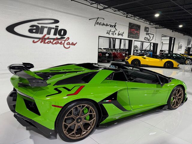 2021 Lamborghini Aventador SVJ Roadster Verde Mantis paint, Ad Personam calipers, Sensonum audio, comfort seats & more!! Fort Lauderdale FL