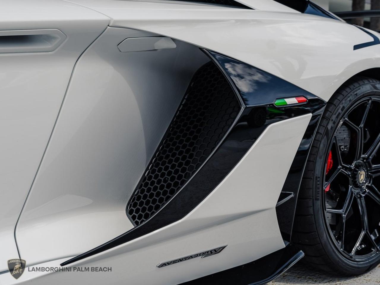 2021 Lamborghini Aventador SVJ Roadster West Palm Beach FL